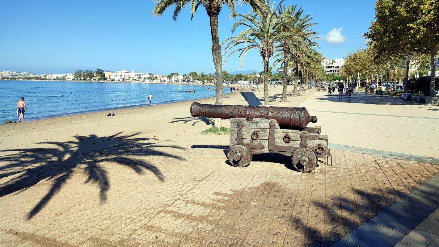 41 - Rosas - Paseo Maritime et Plage Nova.jpg